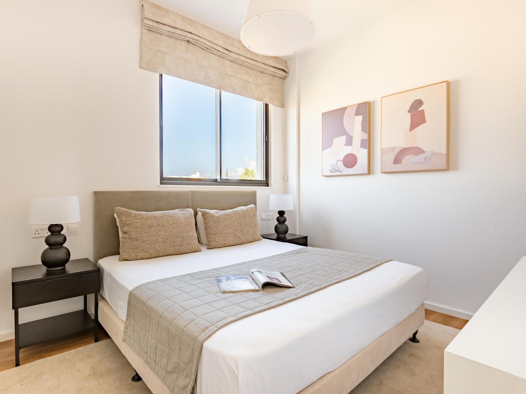 Sanders Olive Paphos Rom bilde
